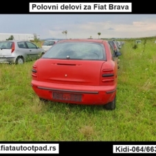 Fiat Brava auto sa cudnim stop svetlima